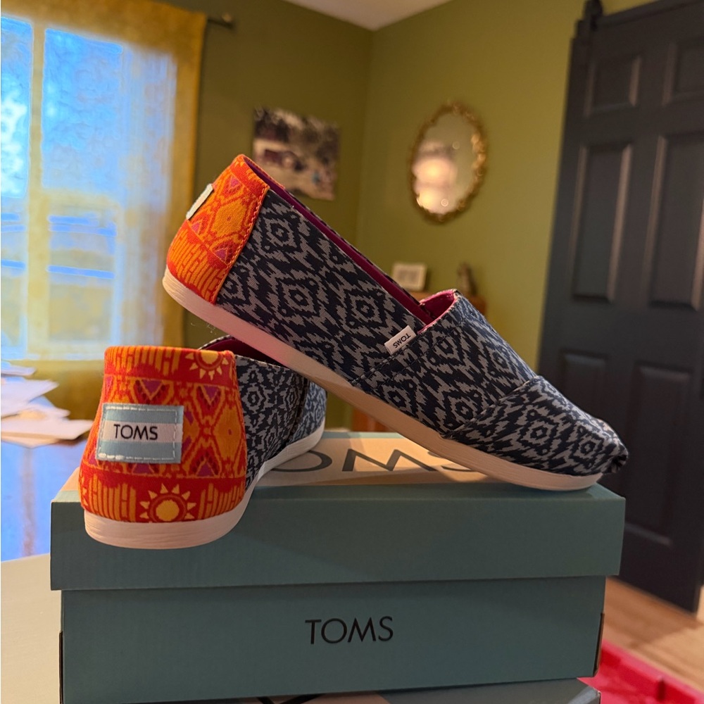 TOMS Blue and Orange Geometric Slip-Ons